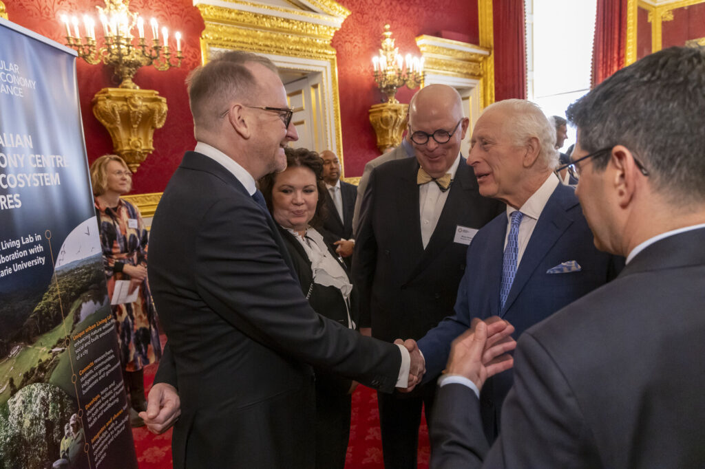 Brad meeting His Majesty King Charles III to discuss the Circular Bioeconomy Alliance